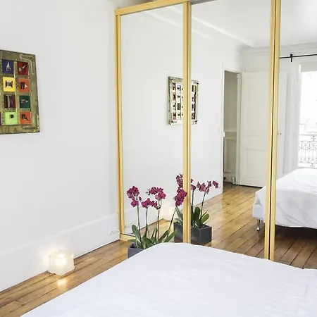 Luxury In Center - Louvre Museum Apartment *