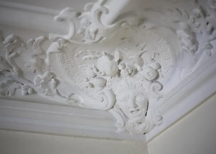 Luxury In Center - Louvre Museum Apartment